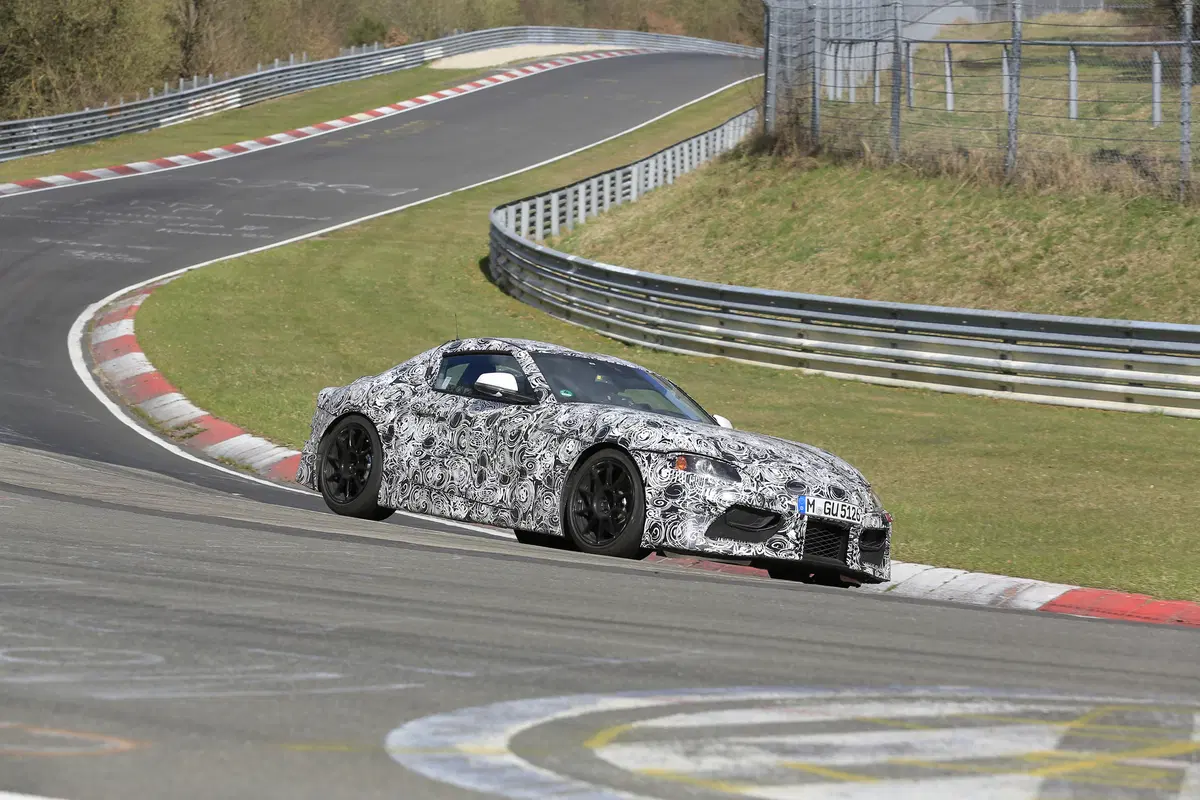 Toyota Supra, le foto spia (8)