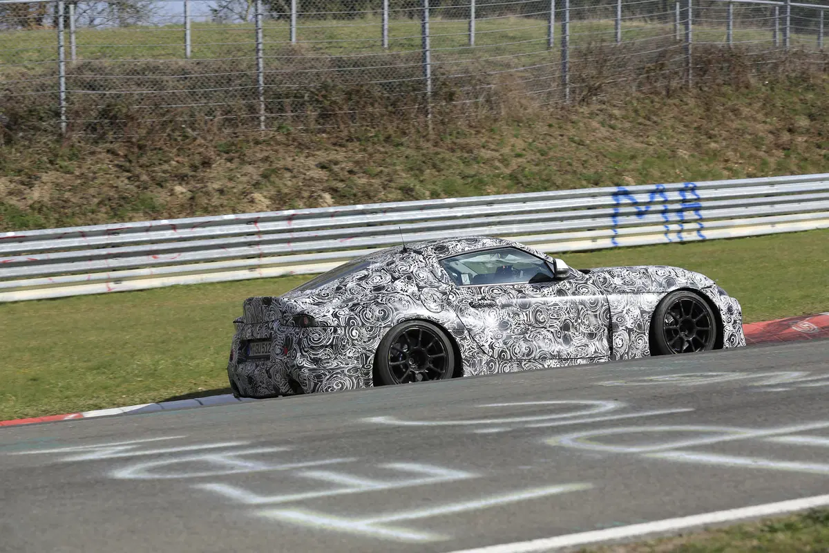Toyota Supra, le foto spia (9)