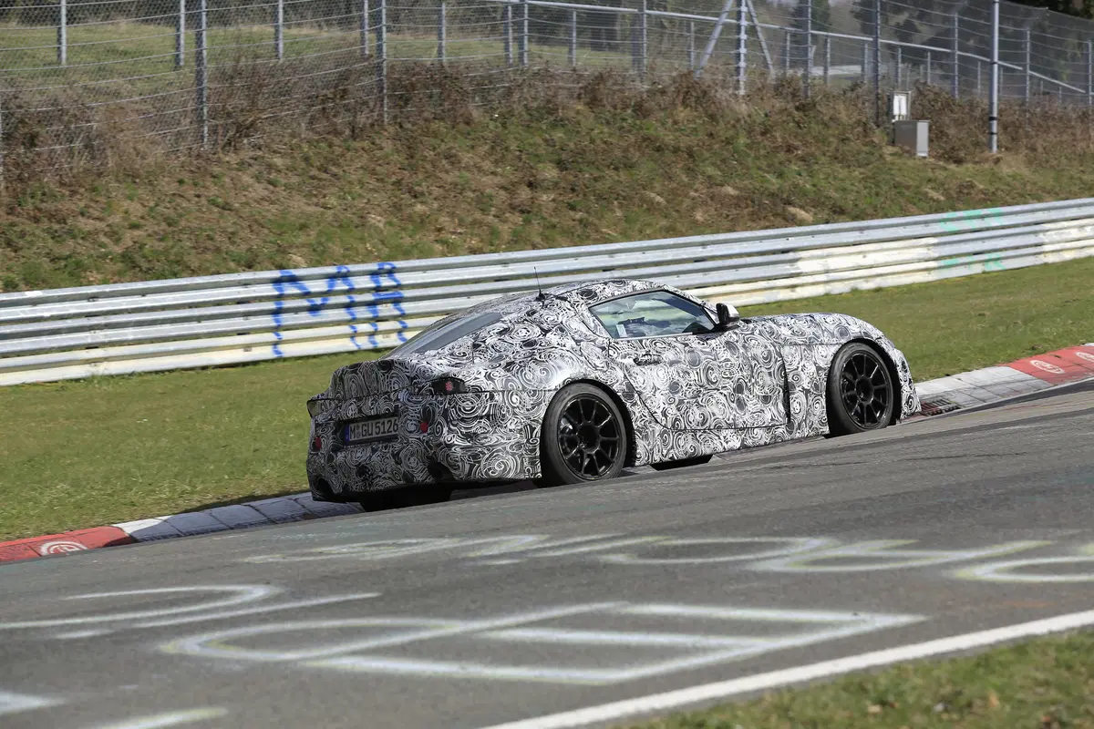 Toyota Supra, le foto spia (10)