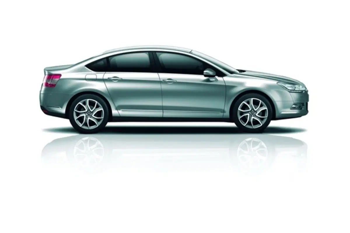 Citroen C5 restyling (7)