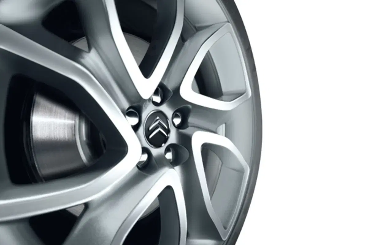 Citroen C5 restyling (18)