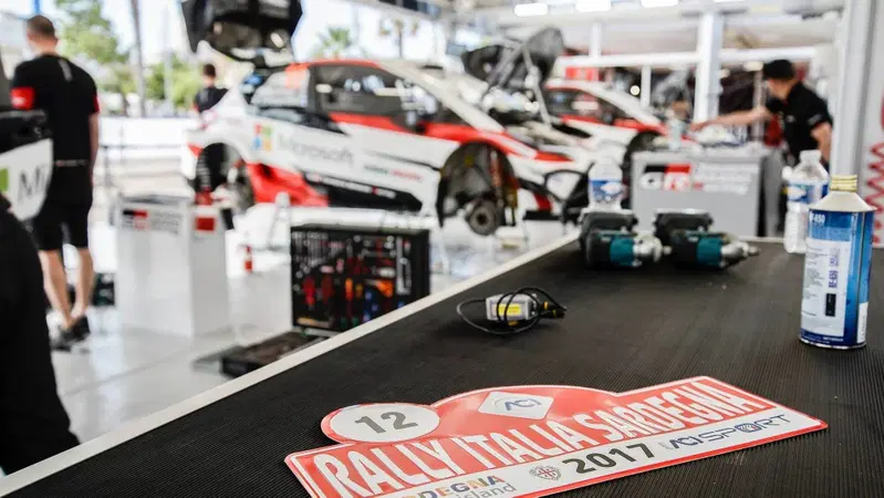 WRC17 Italia Sardegna. Spettacolo da capogiro all&rsquo;Isola Infinita