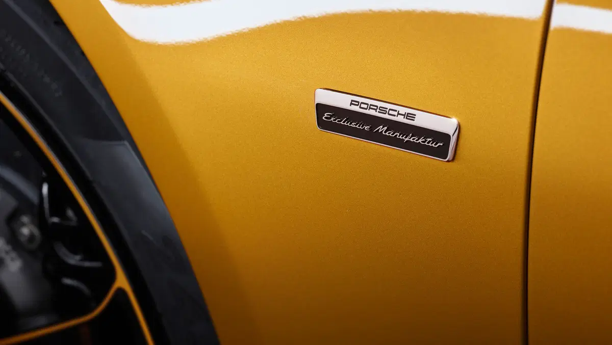 Porsche 911 Turbo S Exclusive Series, quota 607 CV (9)