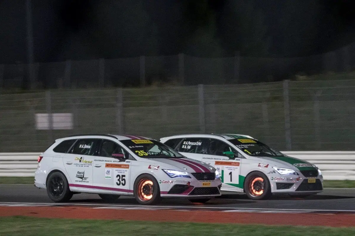 Seat ST Cupra Cup 2017, fuoco e fiamme per il secondo posto [Video] (15)