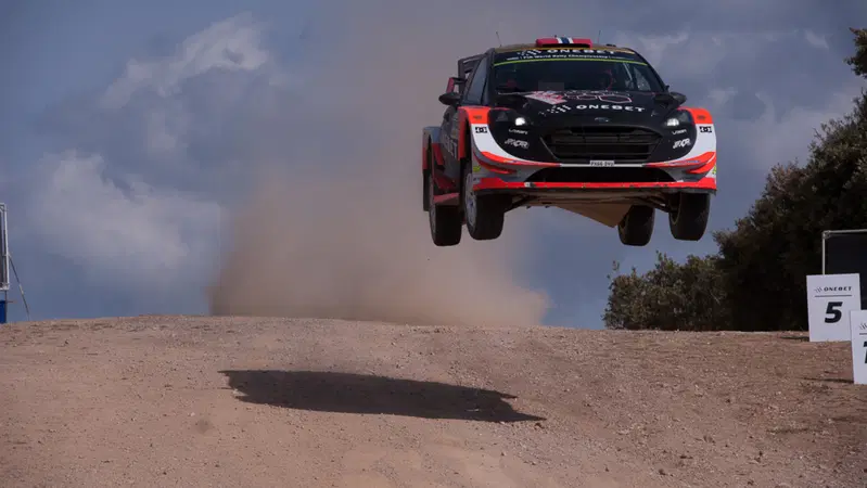 WRC17 Italia Sardegna. Tappa 2. &Egrave; la volta di Tanak (Ford M-Sport)