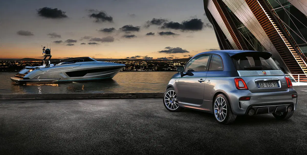 Abarth 695 Rivale, 180 CV di ispirazione nautica (10)