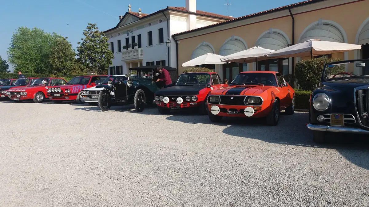«Save Lancia»: i lancisti contestano Marchionne (4)