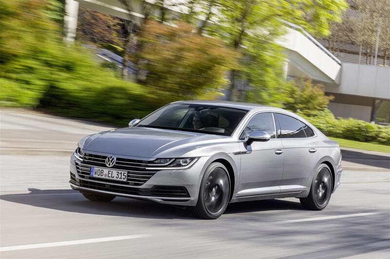 Volkswagen Arteon 2017, la nuova Passat CC [Video primo test]