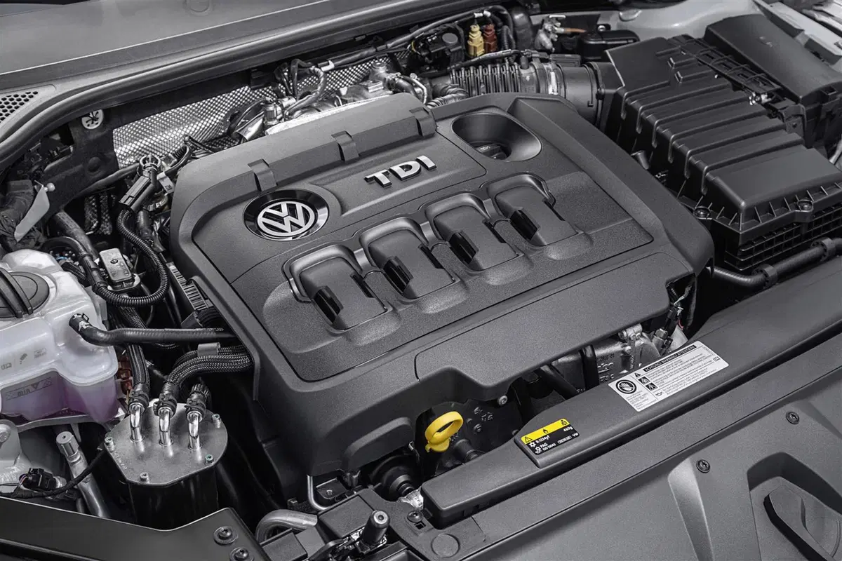 Volkswagen Arteon 2017, la nuova Passat CC [Video primo test] (10)