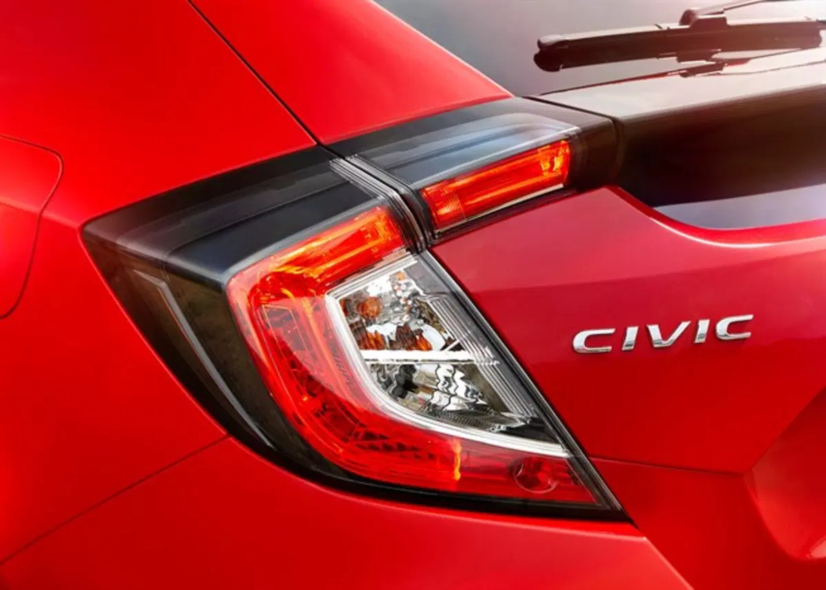 Quale comprare, Confronto: Alfa Romeo Giulietta Vs Honda Civic (5)
