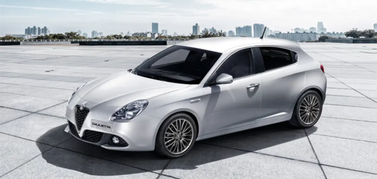 Quale comprare, Confronto: Alfa Romeo Giulietta Vs Honda Civic (2)