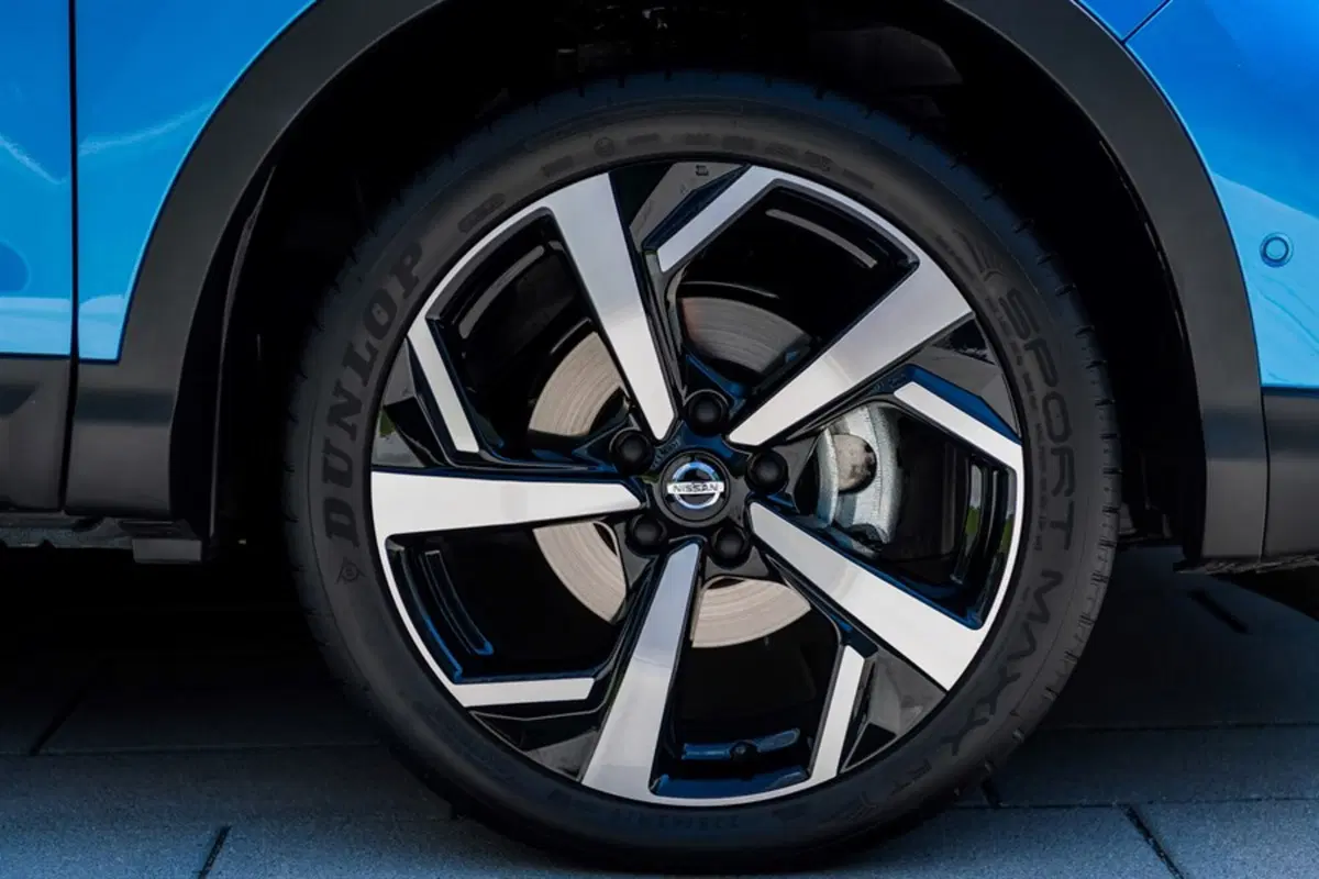 Nissan Qashqai 2017 restyling: nuova nel look e nelle dotazioni [Video Primo Test] (5)