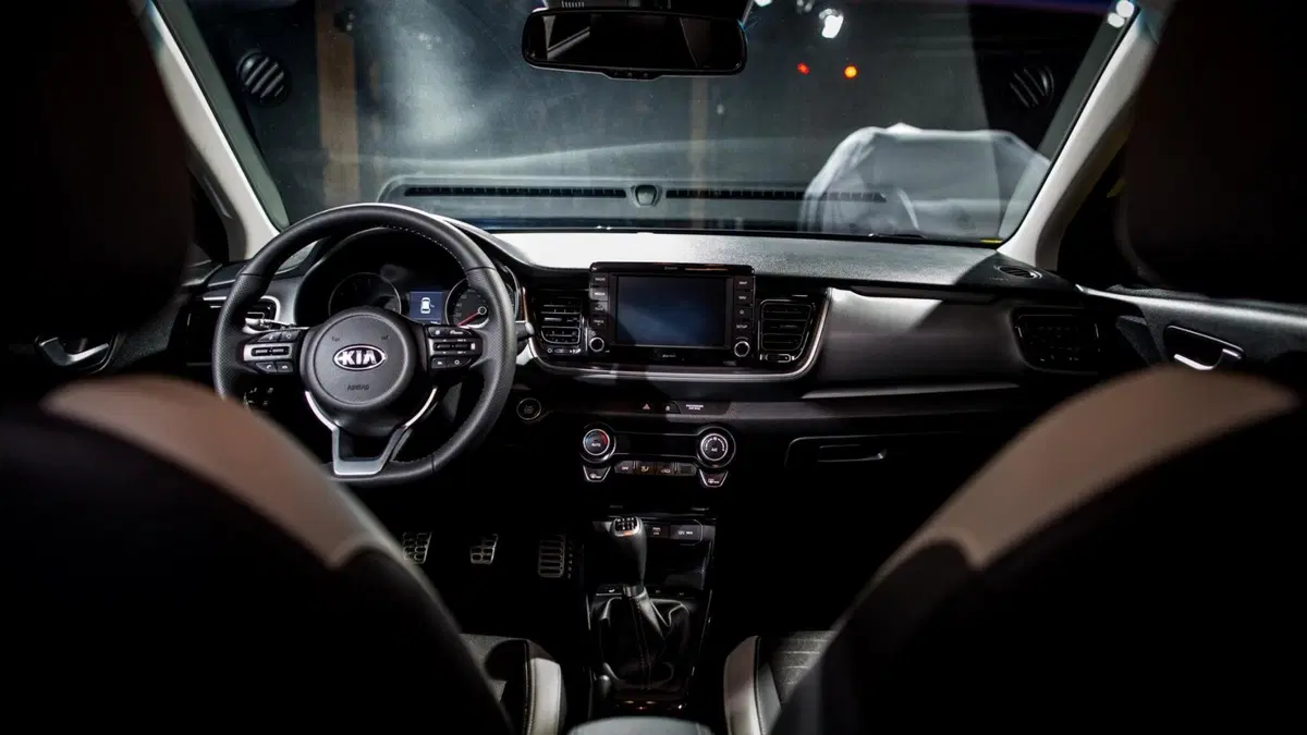Kia Stonic, svelato il B-SUV (4)