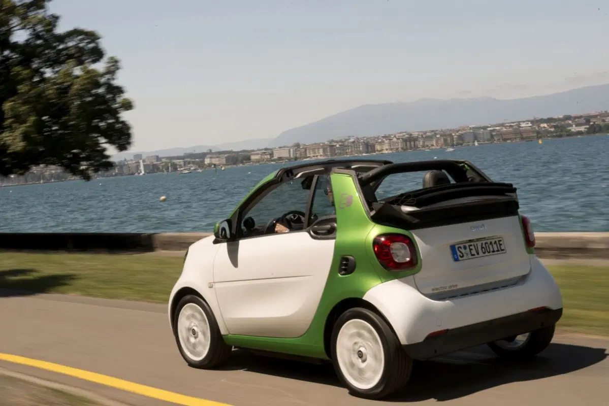 Smart fortwo cabrio electric drive, elettrica all'aperto