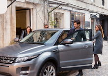 Auto di lusso, moderne, che vanno come il pane