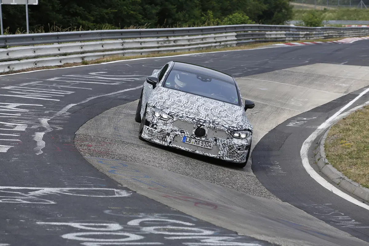 AMG GT, in arrivo la quattro porte