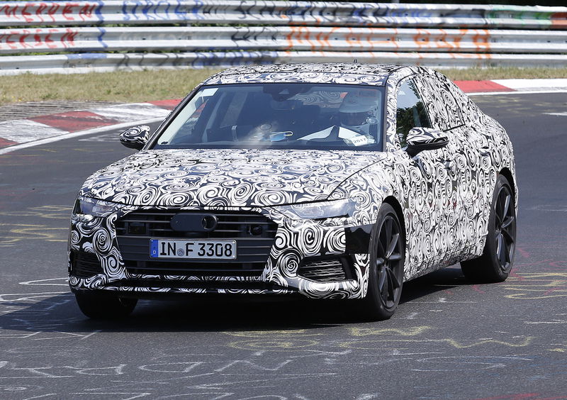 Audi S6, la sedan cattiva in azione sul &#039;Ring