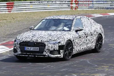 Audi S6, la sedan cattiva in azione sul 'Ring
