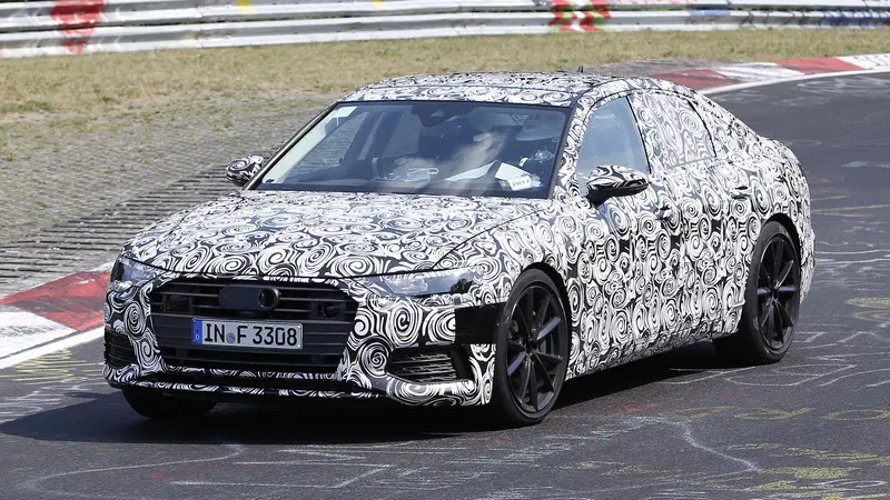 Audi S6, la sedan cattiva in azione sul 'Ring