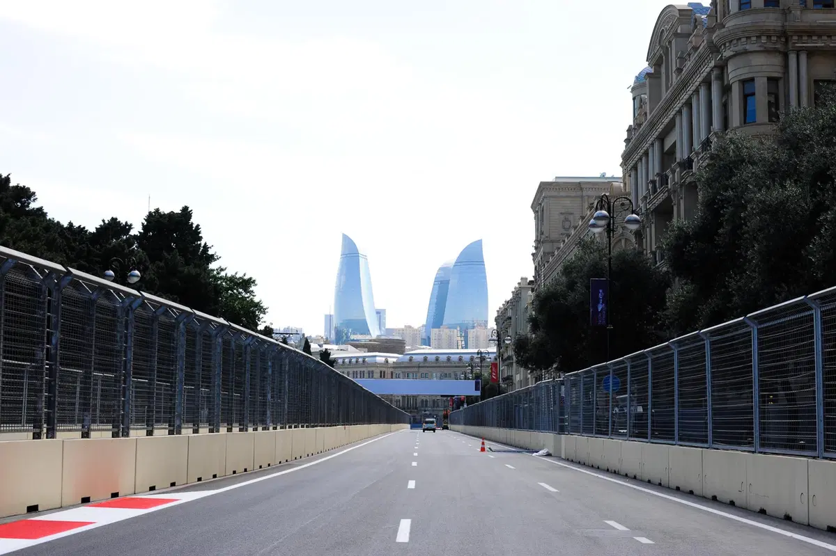 F1, GP Azerbaijan 2017, FP2: