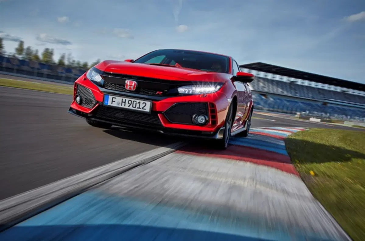 Honda Civic [Video Primo Test] (12)