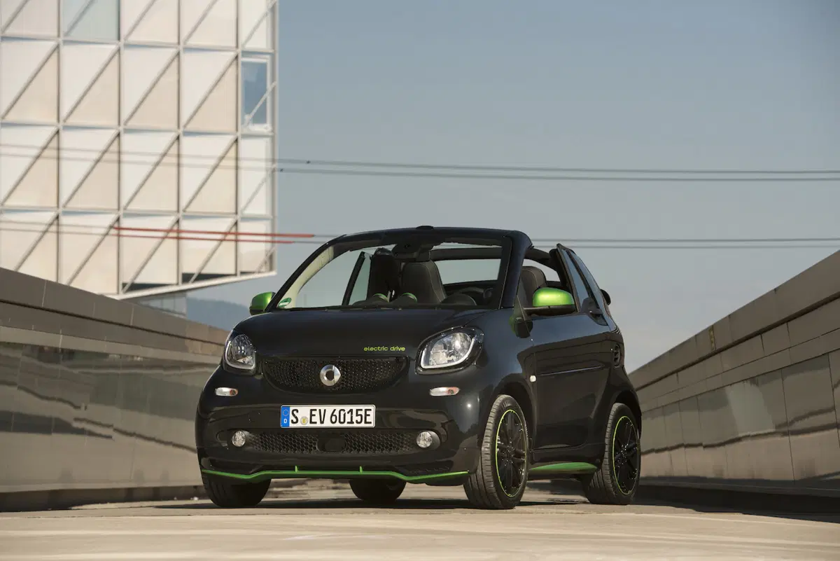 Smart Fortwo Cabrio Electric Drive, it’s summer time! (5)