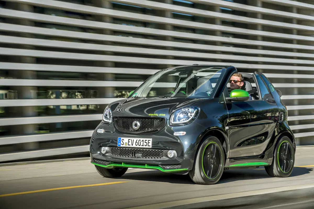 Smart Fortwo Cabrio Electric Drive, it’s summer time! (6)