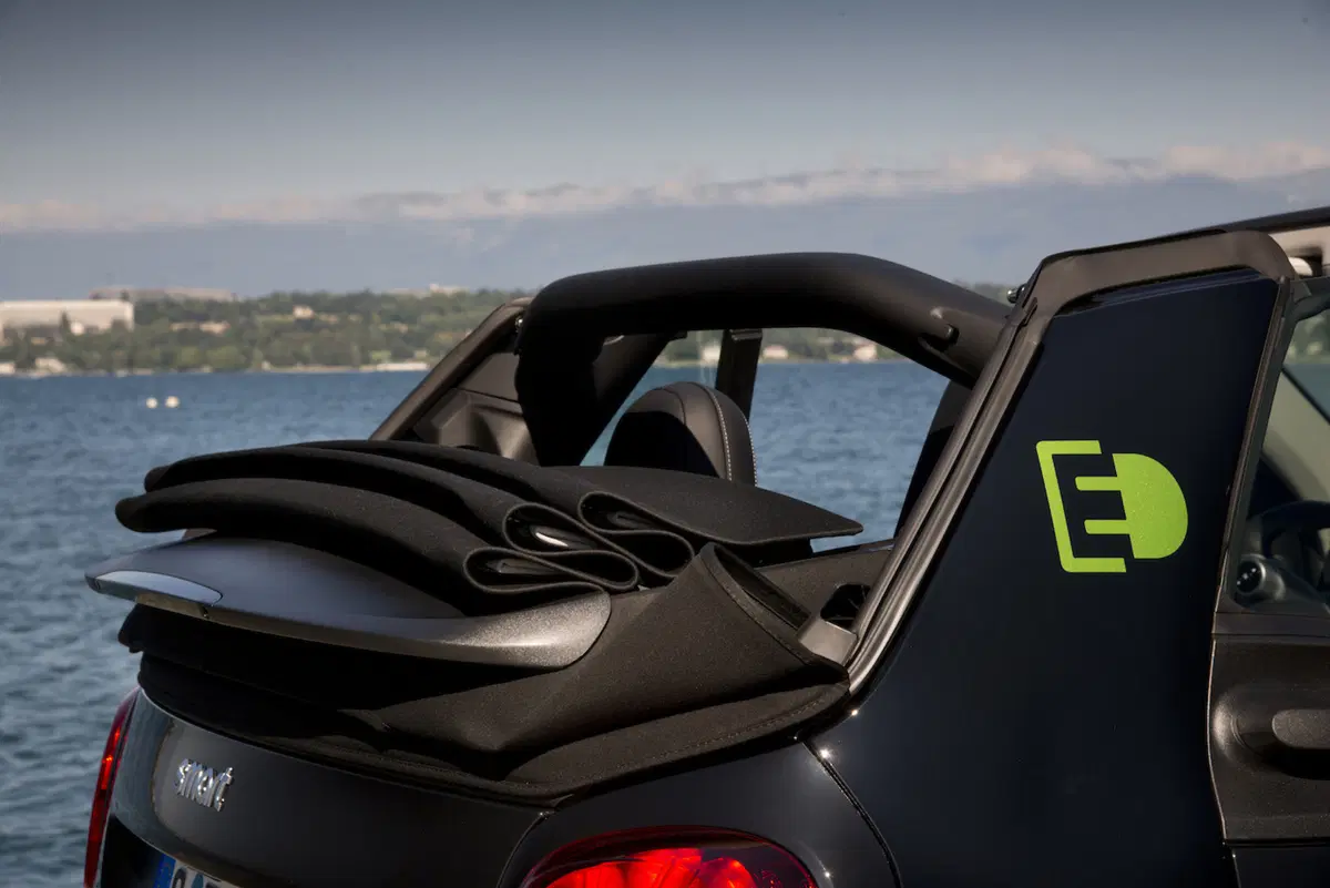 Smart Fortwo Cabrio Electric Drive, it’s summer time! (9)