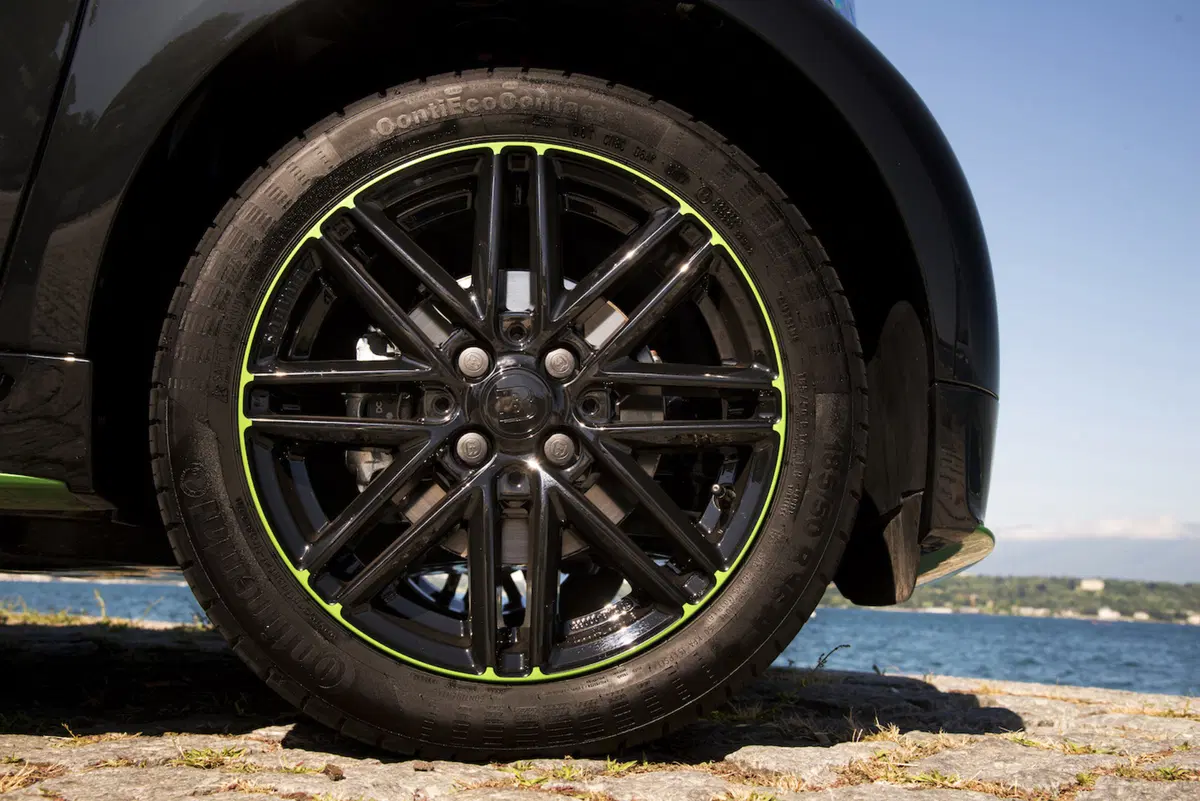 Smart Fortwo Cabrio Electric Drive, it’s summer time! (19)