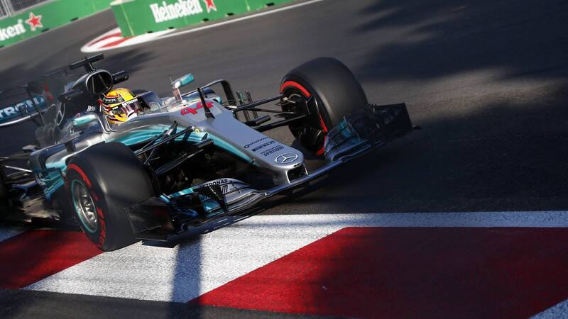 F1, GP Azerbaijan 2017: pole per Hamilton. Terzo Raikkonen