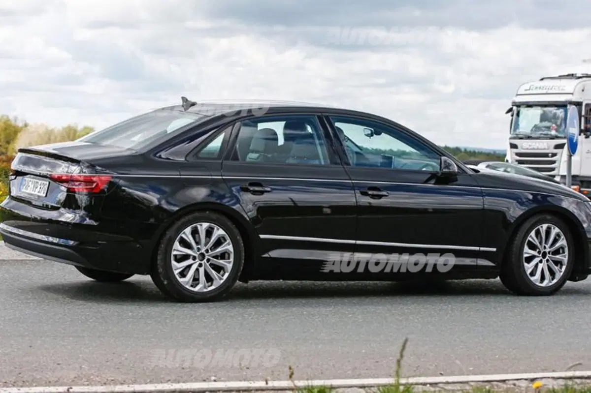 Nuova Audi A4: ve la mostriamo in anteprima! (5)