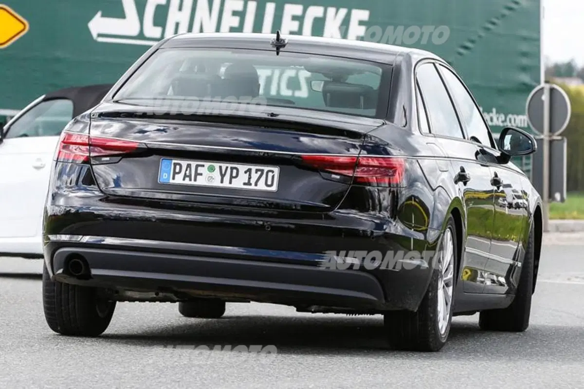 Nuova Audi A4: ve la mostriamo in anteprima! (8)