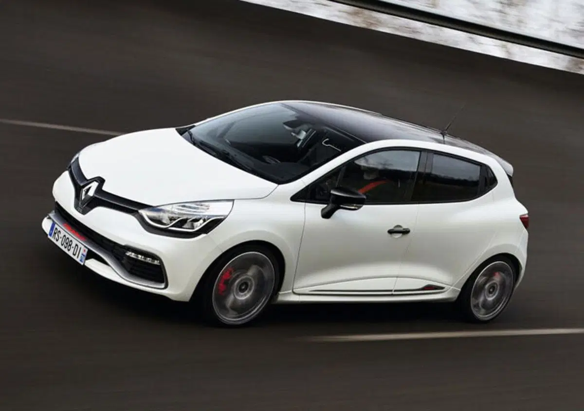 Renault Clio R.S. 220 EDC Trophy, la Clio pi&ugrave; estrema che c'&egrave;