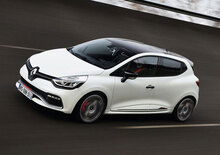 Renault Clio R.S. 220 EDC Trophy, la Clio più estrema che c'è