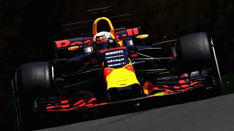 F1, GP Azerbaijan 2017: vince Ricciardo