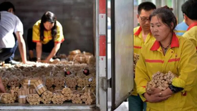 Cina: uomo compra un'auto con 4 tonnellate di monete
