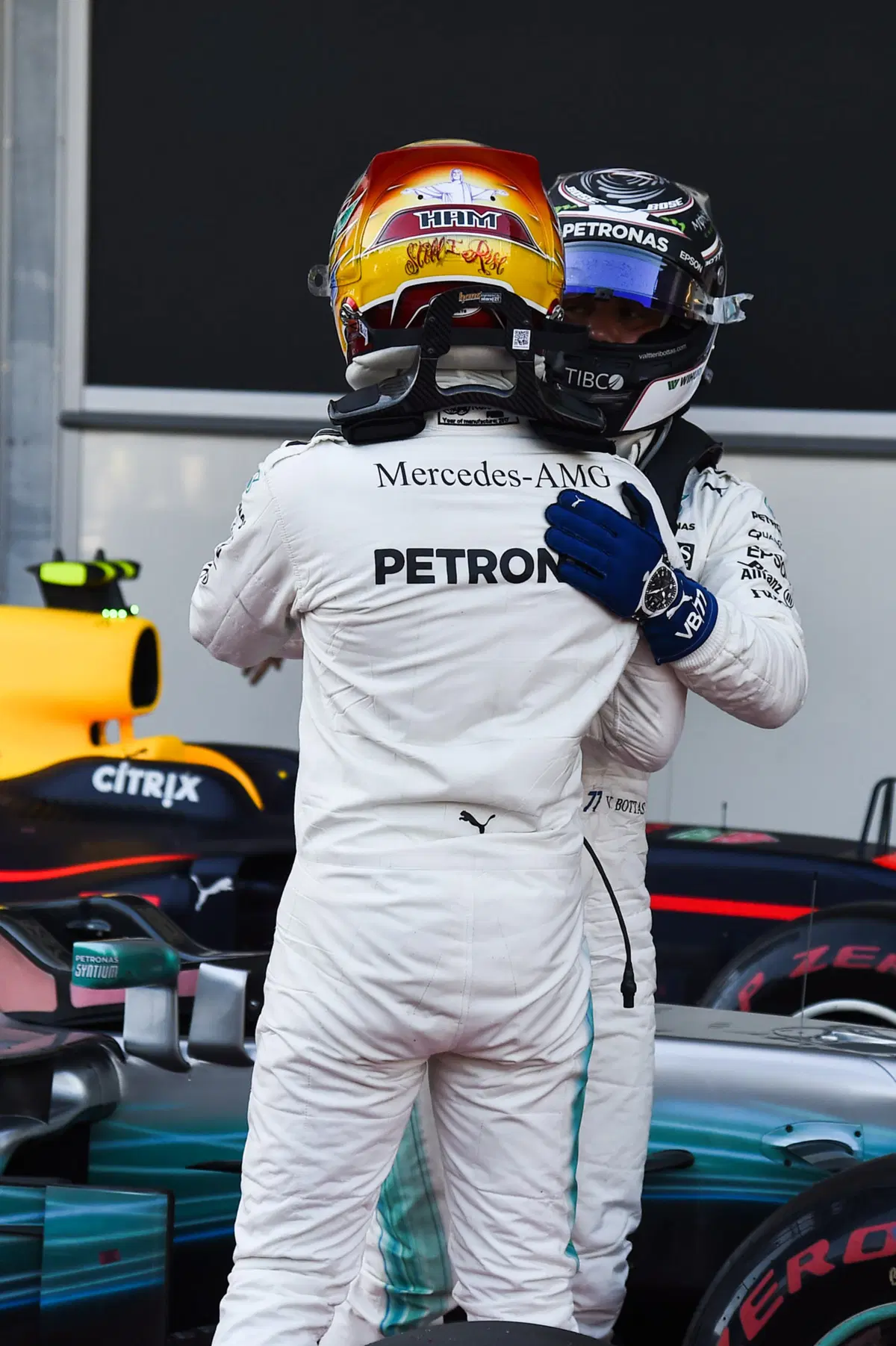 F1, GP Azerbaijan 2017: pole per Hamilton. Terzo Raikkonen (29)