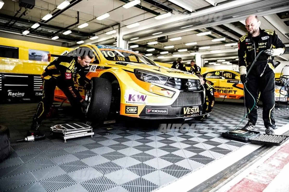 WTCC 2015, qualifiche Russia: Muller in pole (10)