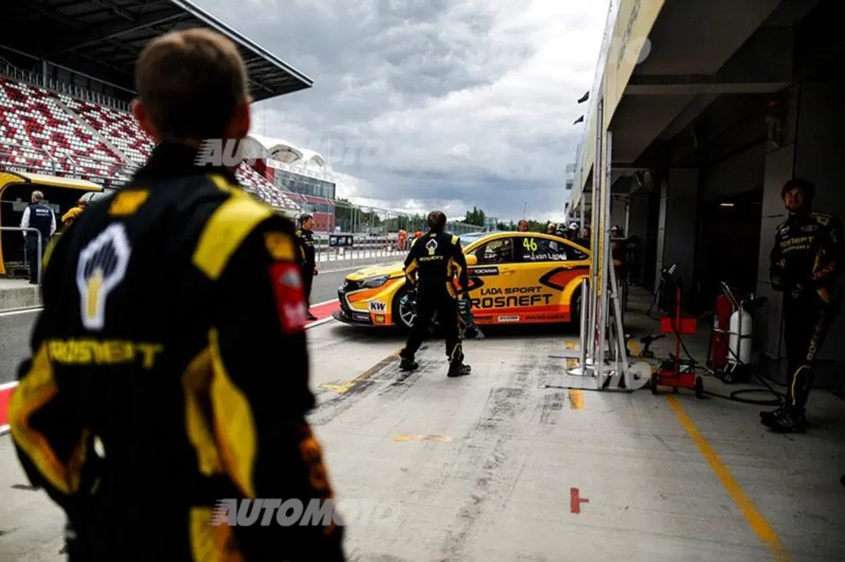 WTCC 2015, qualifiche Russia: Muller in pole (12)