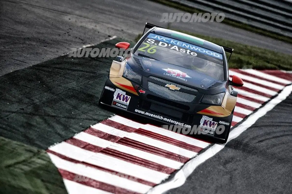 WTCC 2015, qualifiche Russia: Muller in pole (22)