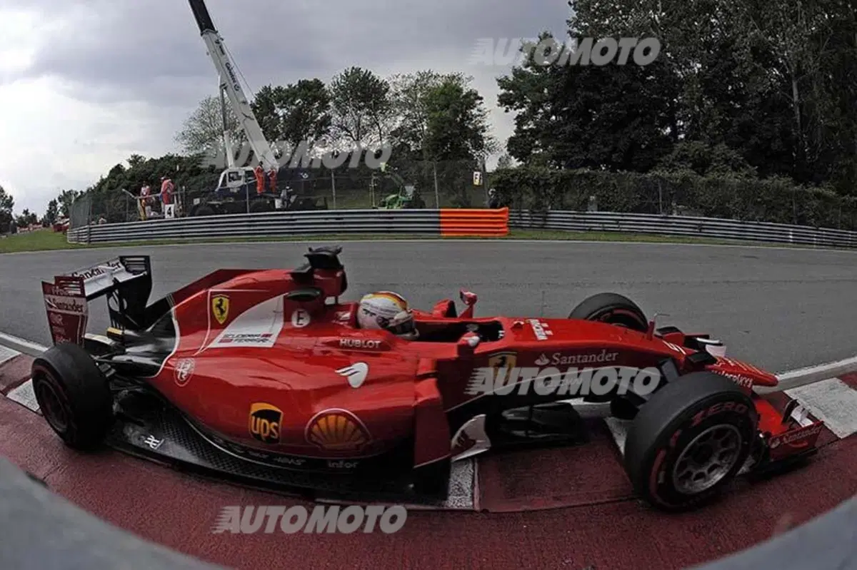 F1, Gp Canada 2015, FP3: due bandiere rosse, Rosberg al top (9)