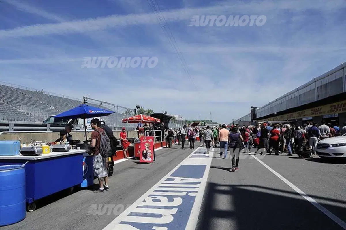 F1, Gp Canada 2015, FP3: due bandiere rosse, Rosberg al top (11)