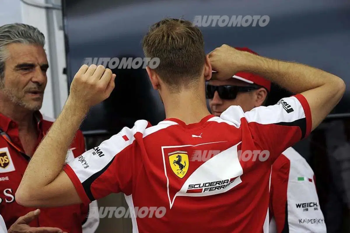 F1, Gp Canada 2015, FP3: due bandiere rosse, Rosberg al top (19)