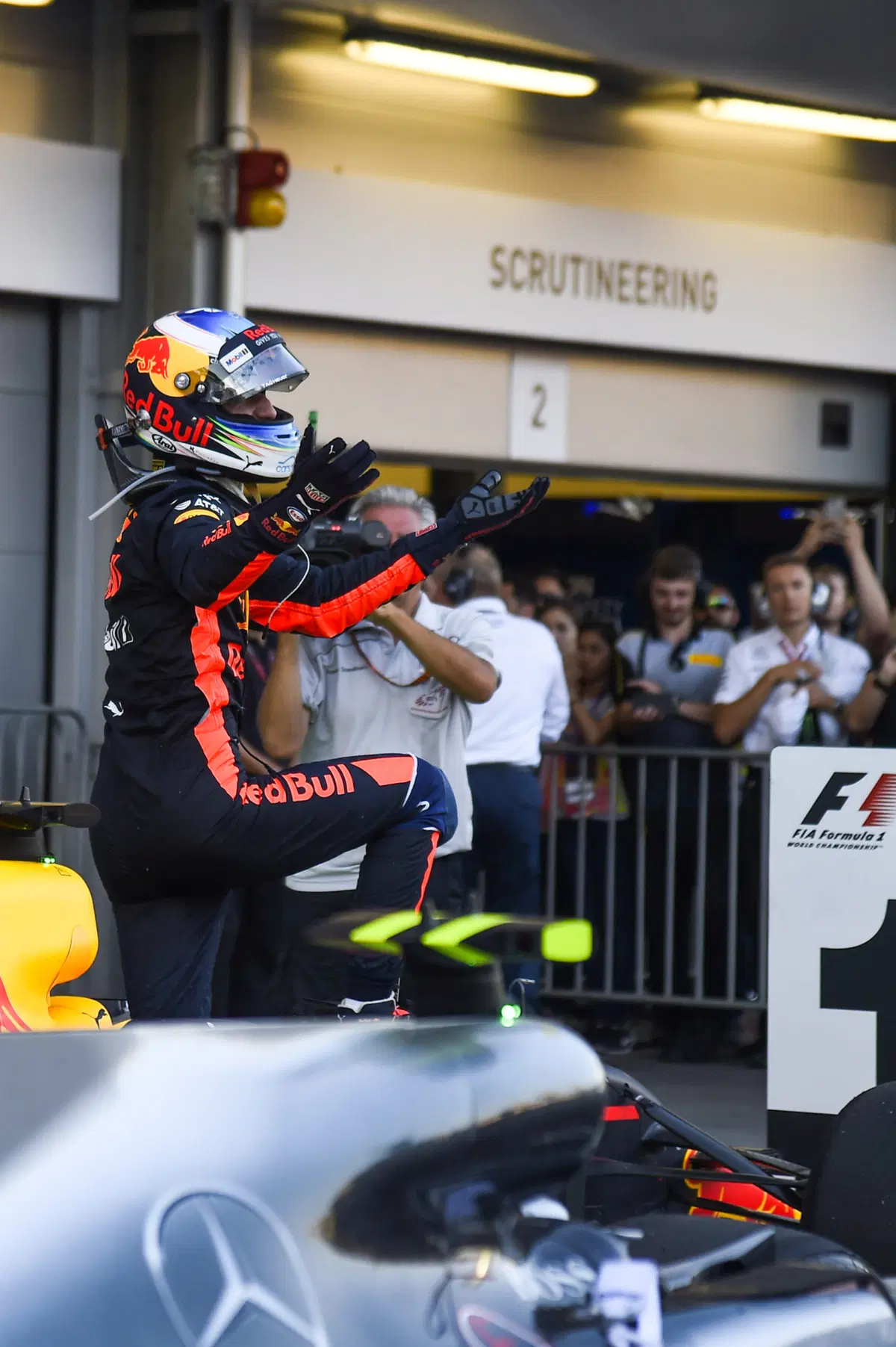 F1, GP Azerbaijan 2017: Hamilton e Vettel, tra i due litiganti Ricciardo gode  (8)