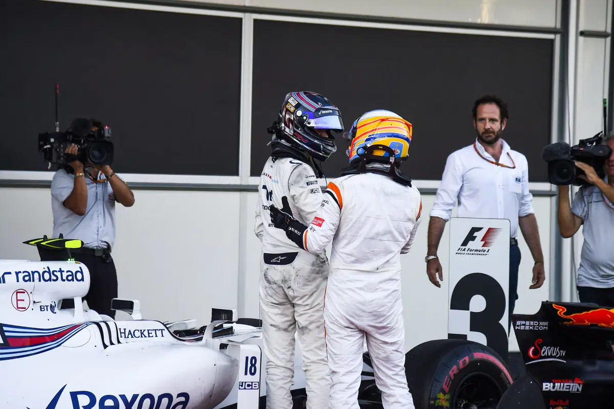 F1, GP Azerbaijan 2017: Hamilton e Vettel, tra i due litiganti Ricciardo gode  (13)