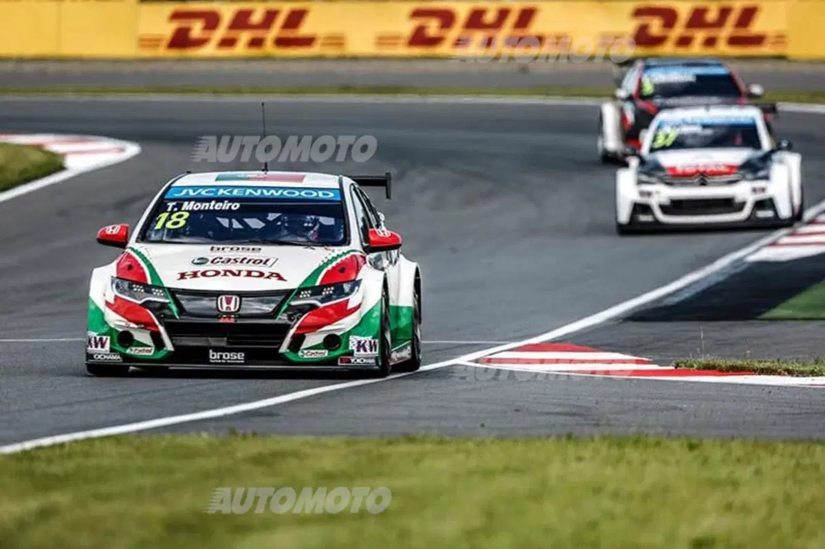WTCC 2015, Russia: vincono Muller e Monteiro (14)