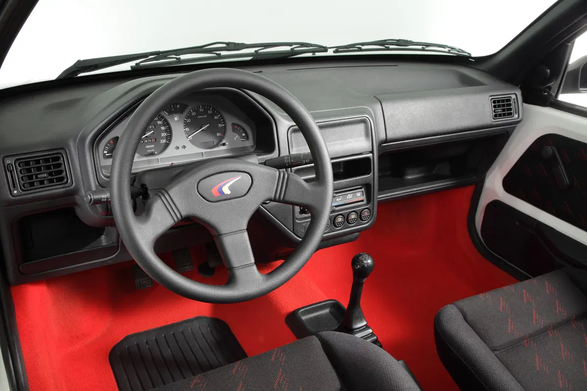 Peugeot 106 Rallye: rivive una gloria del Leone (3)