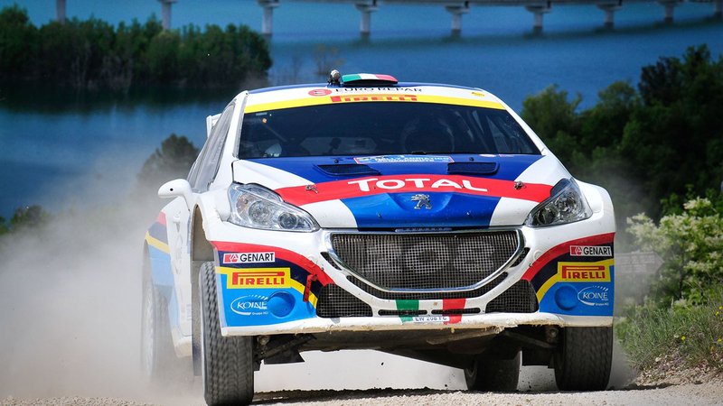 Peugeot 208 T16 al WRC in Sardegna con Andreucci