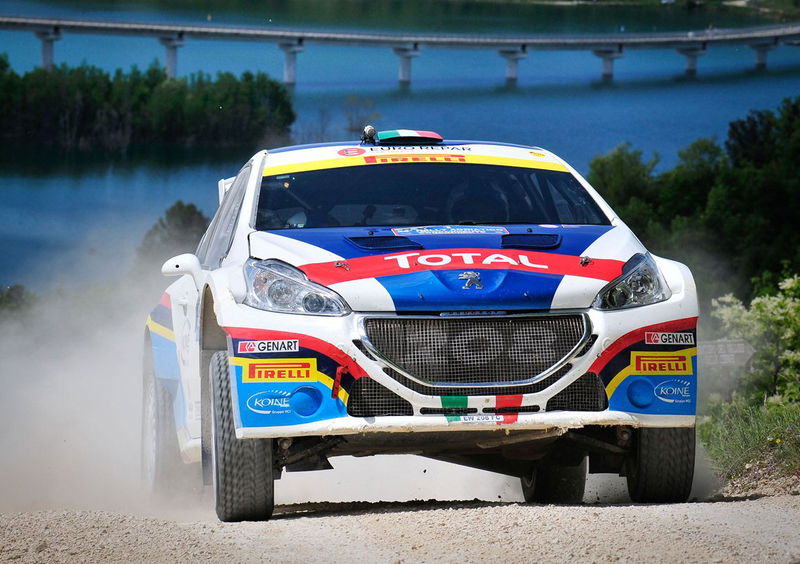 Peugeot 208 T16 al WRC in Sardegna con Andreucci