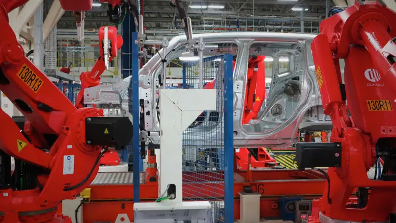 Il jobs act piace a Fiat: entro il 2015 altre 1.000 assunzioni